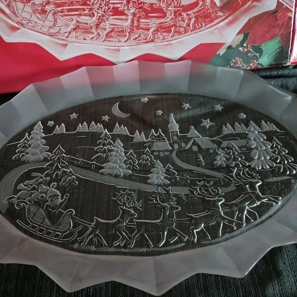 Mikasa christmas frosted